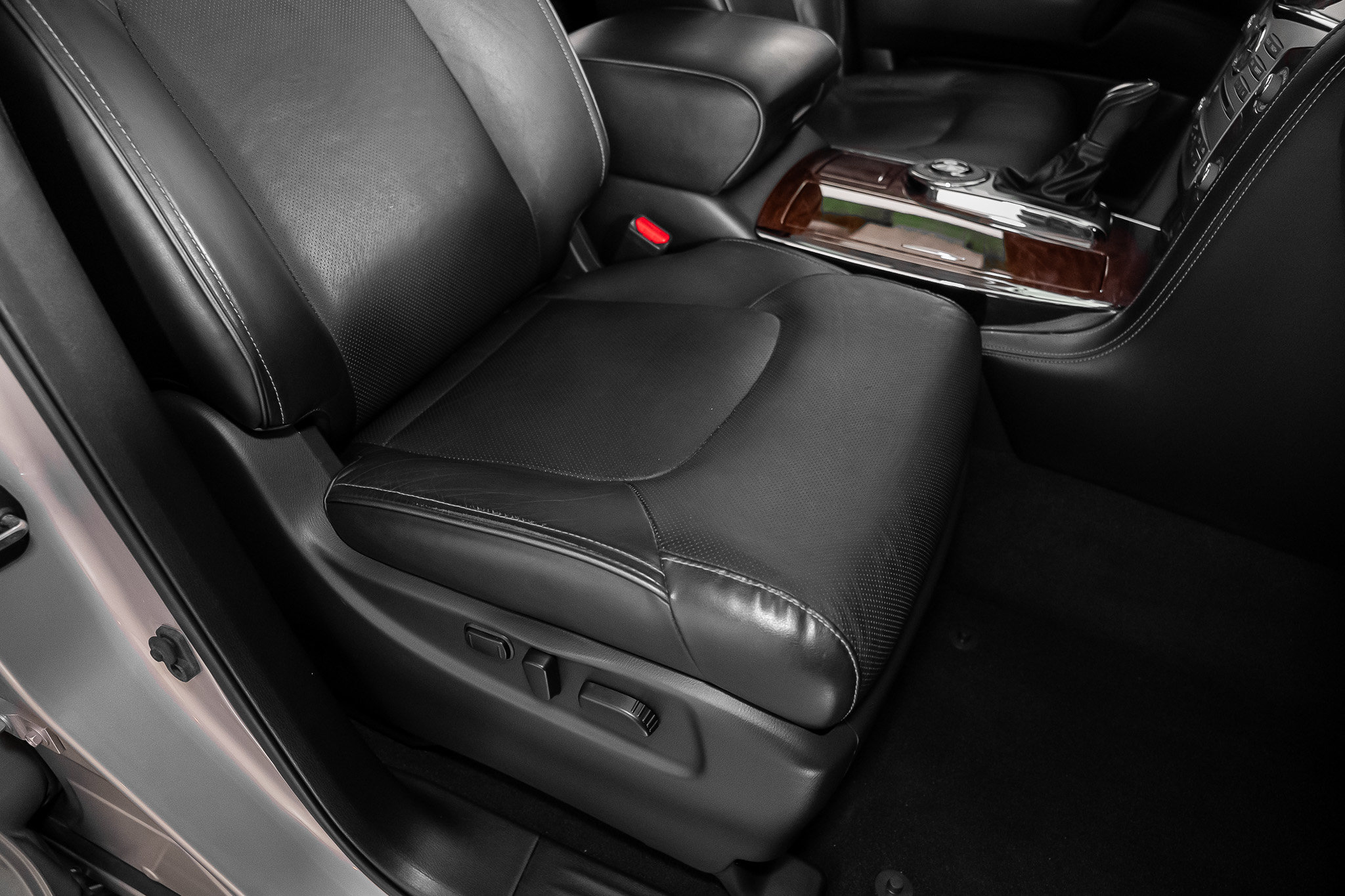 Used 2019 INFINITI QX80 Luxe w/ Proassist Package RWD image 38
