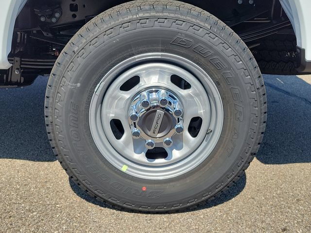 New 2027 Ford F350 XL w/ 360-Degree Camera Package AWD/4WD image 5