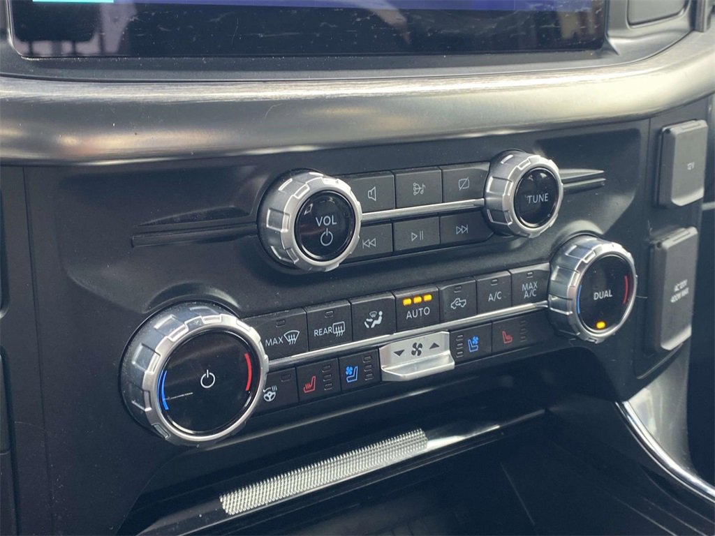 Used 2022 Ford F150 Lariat w/ Equipment Group 502A High image 54