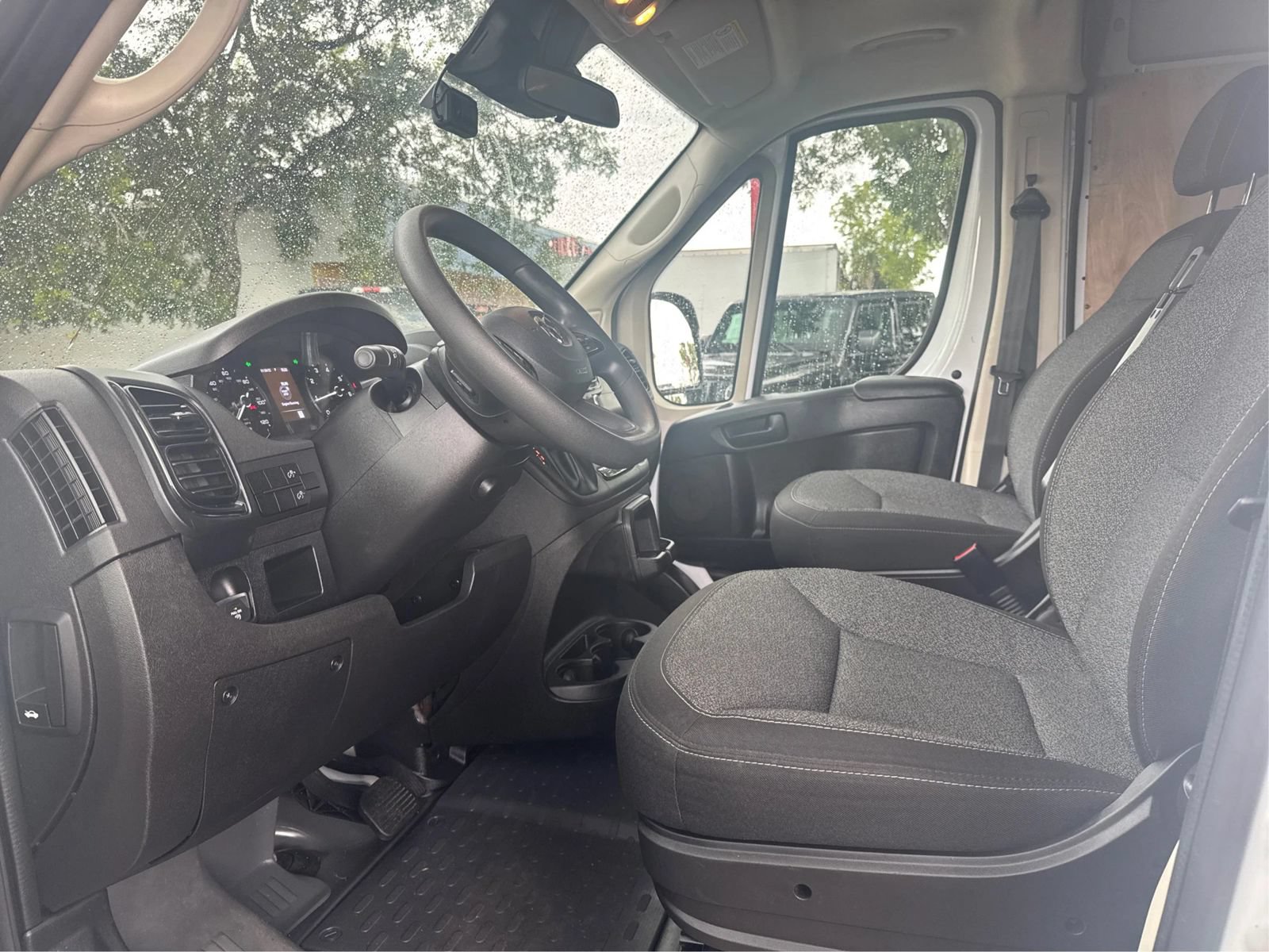 Used 2022 RAM ProMaster 3500 FWD image 9