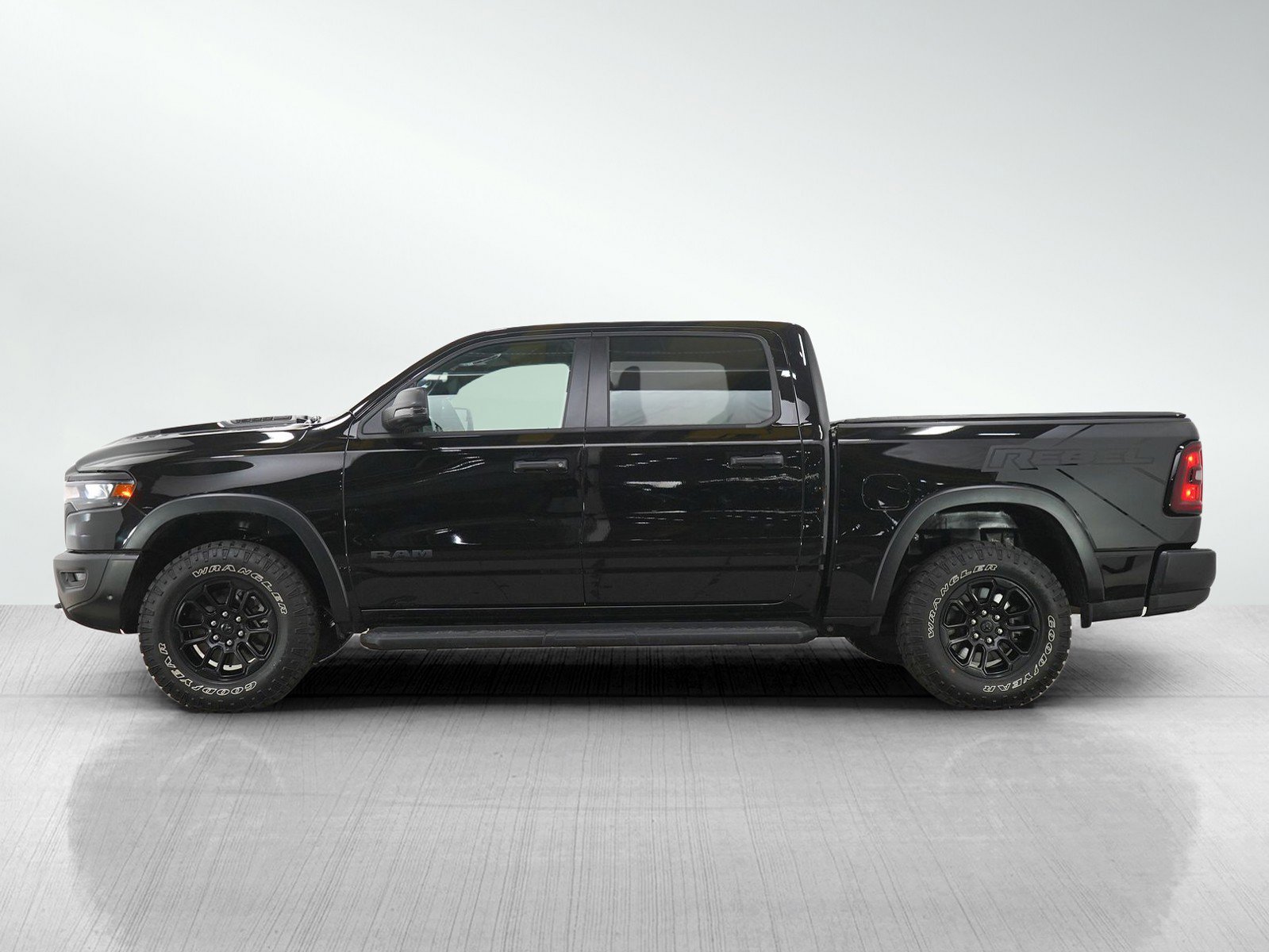 Used 2025 RAM 1500 Rebel w/ Rebel Level 1 Equipment Group AWD/4WD image 2