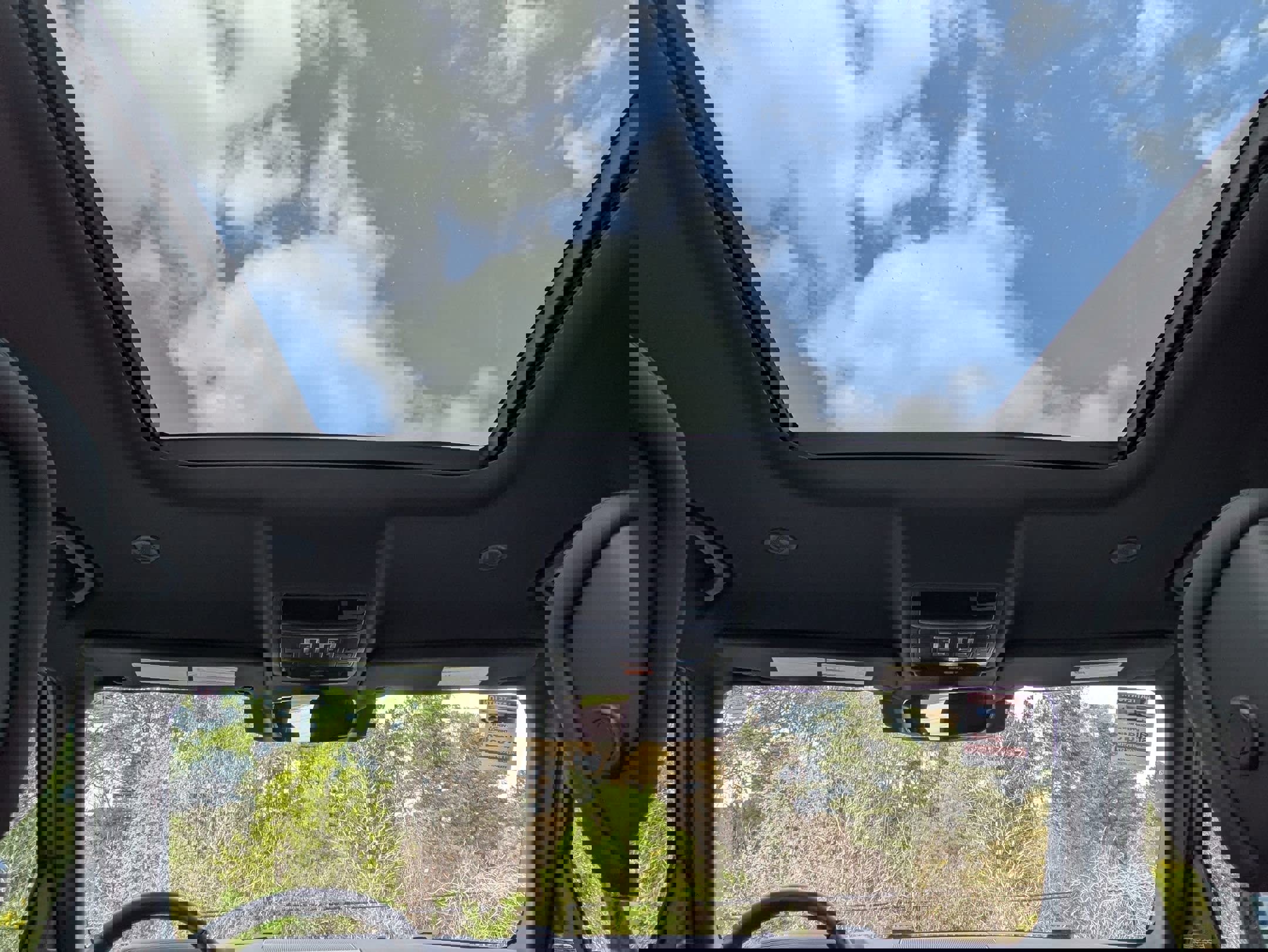 Certified 2024 Land Rover Defender 110 X-Dynamic SE image 26