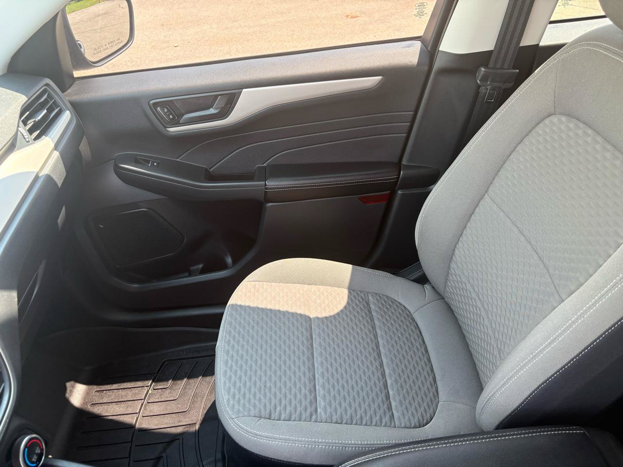 Used 2022 Ford Escape SE AWD/4WD image 20