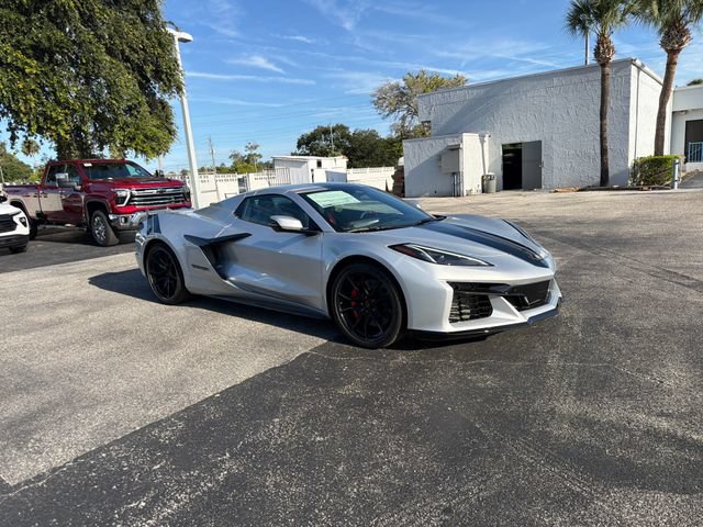 New 2027 Chevrolet Corvette Grand Sport w/ Stealth Interior Trim Package RWD image 14
