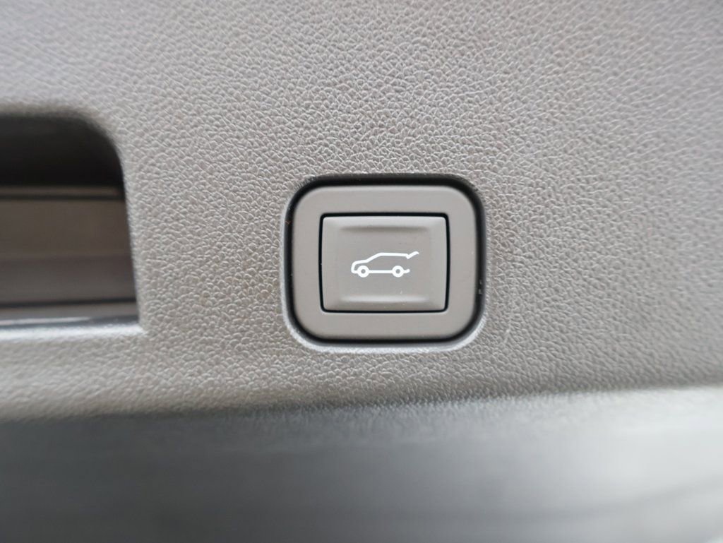 New 2026 Chevrolet Traverse LT w/ Sun and Wheel Package image 34