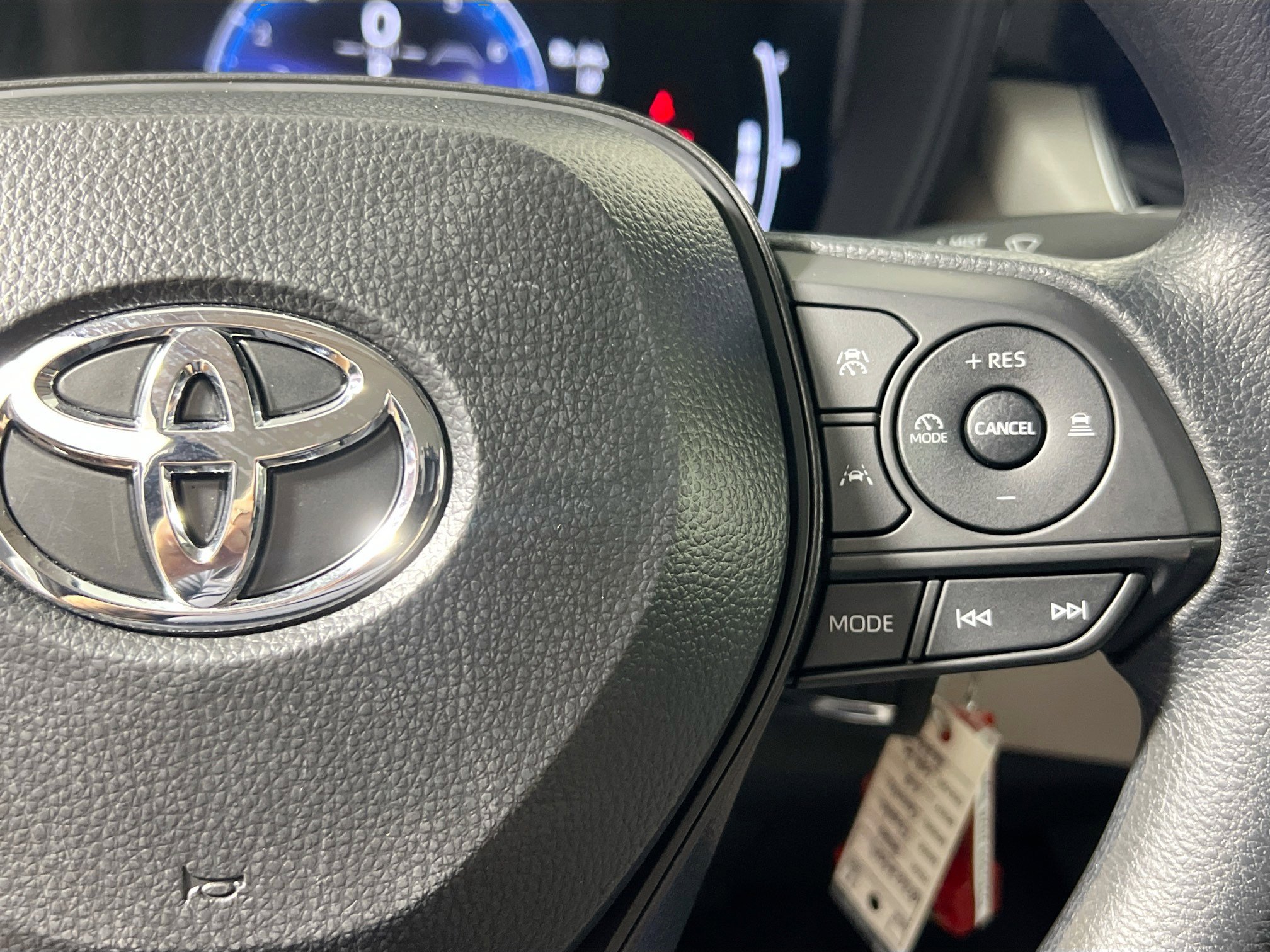 Used 2026 Toyota Corolla LE FWD image 19