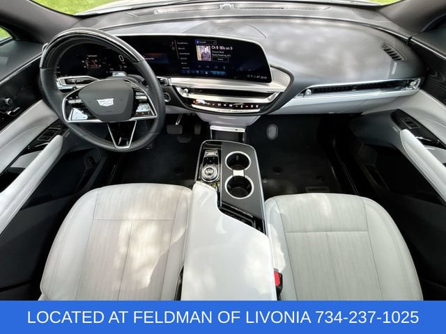 Used 2024 Cadillac Lyriq Luxury AWD/4WD image 20