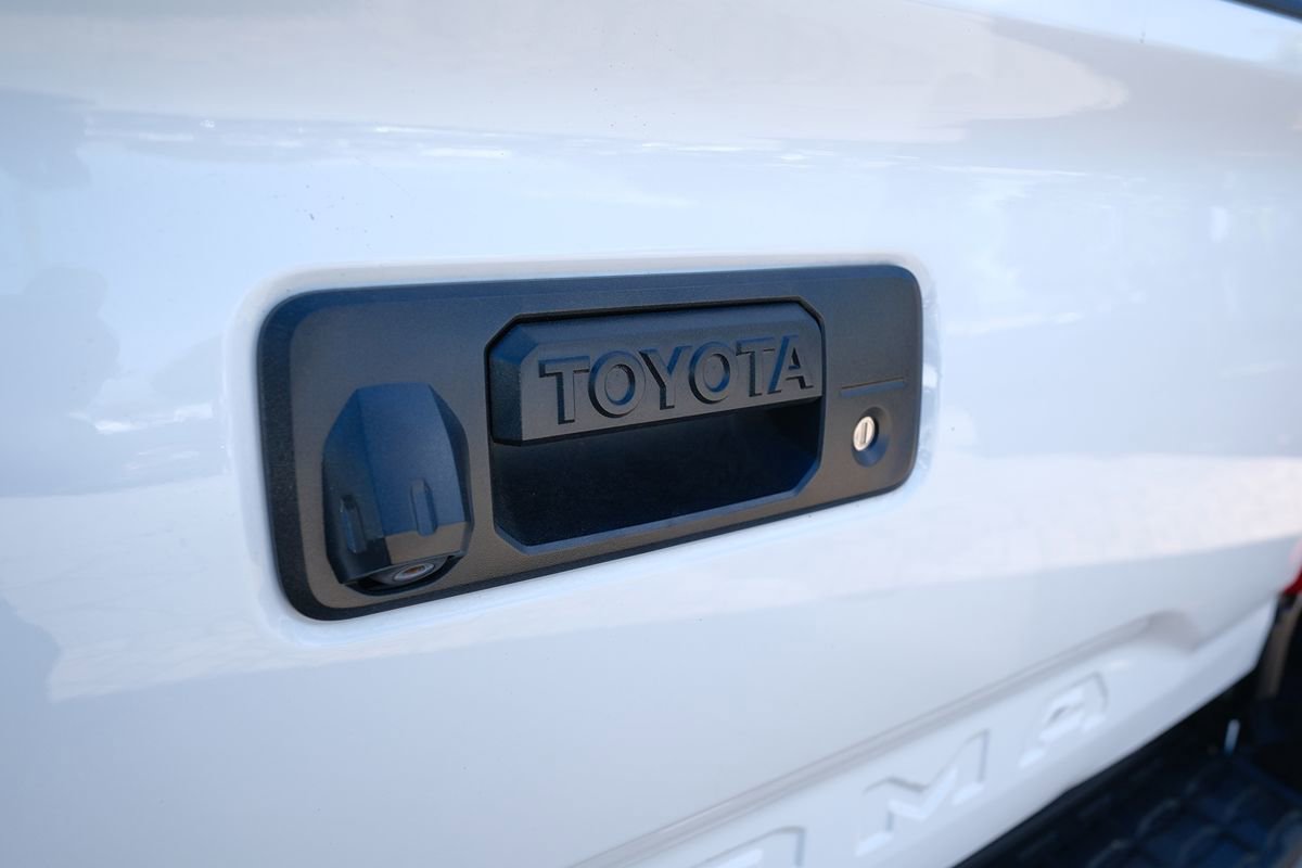 Used 2017 Toyota Tacoma SR RWD image 35