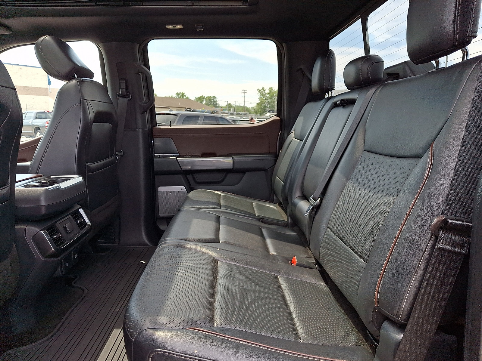 Used 2021 Ford F150 Lariat AWD/4WD image 10