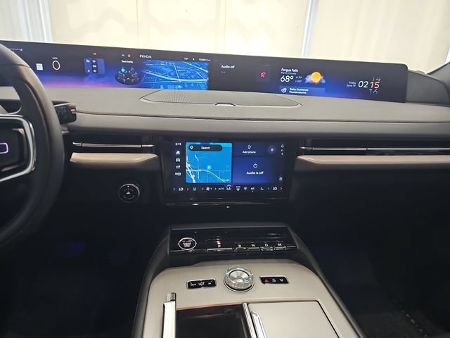 Used 2025 Lincoln Navigator L Reserve w/ Jet Appearance Package AWD/4WD image 17