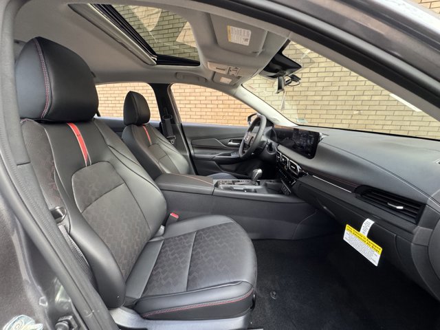 New 2026 Nissan Sentra SR w/ SR Premium Package FWD image 21