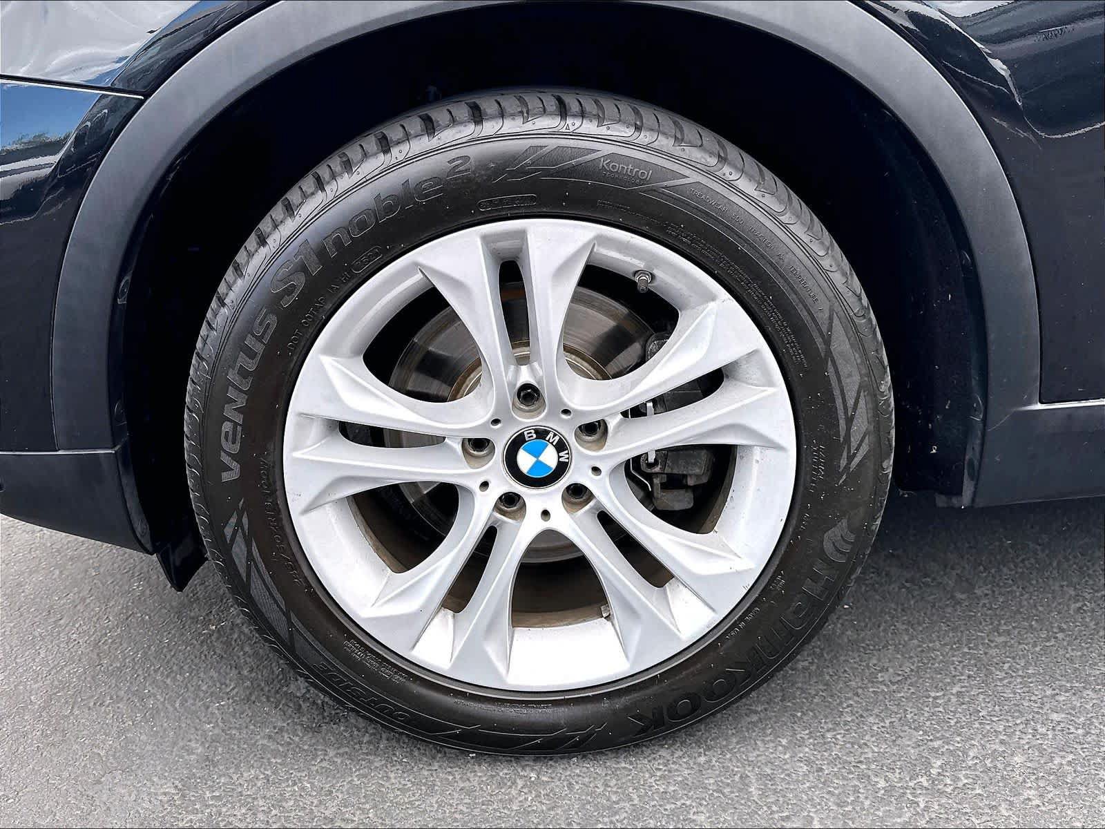 Used 2017 BMW X4 xDrive28i AWD/4WD image 35