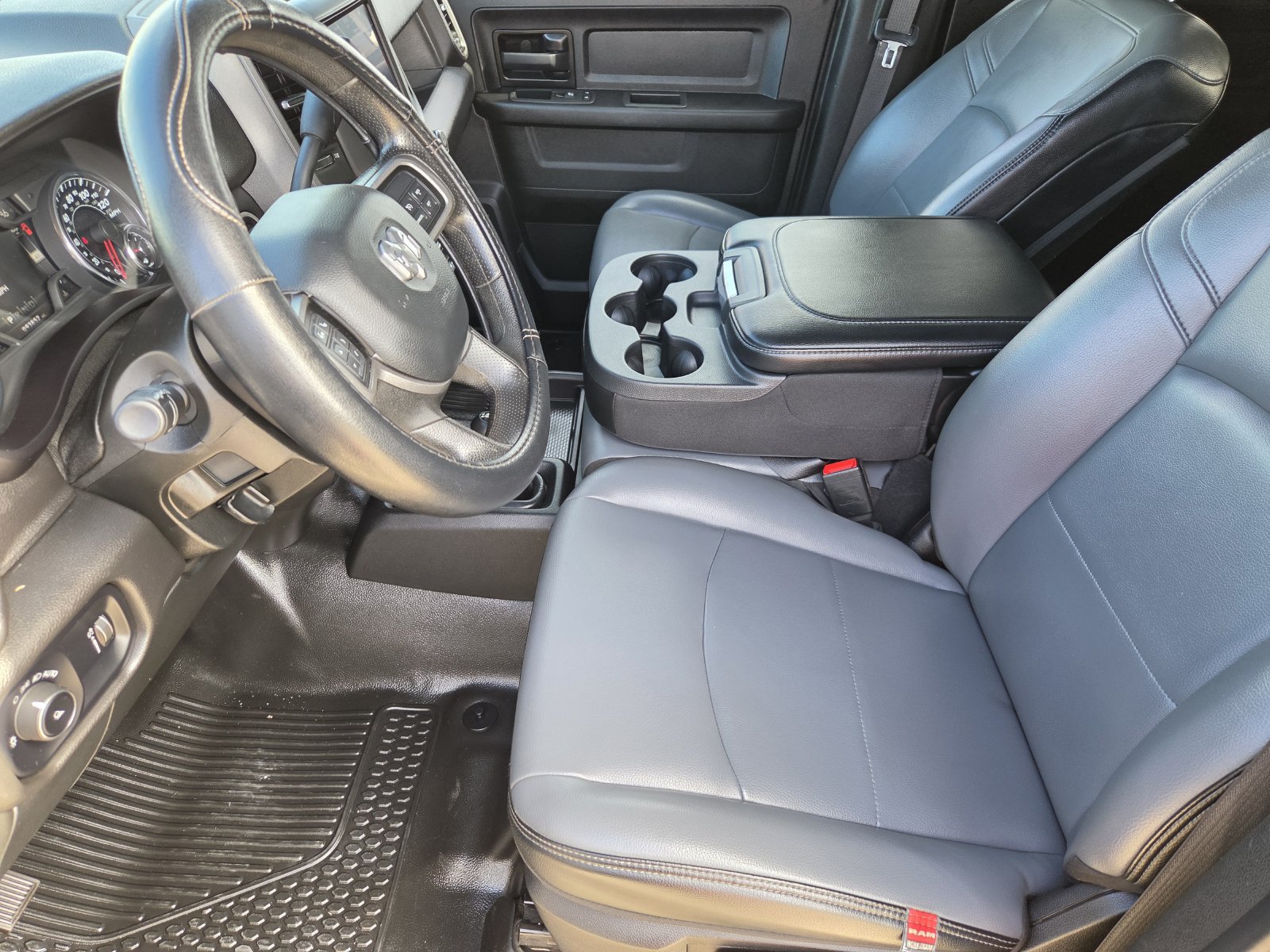 Used 2022 RAM 2500 Tradesman w/ Snow Chief Group AWD/4WD image 13