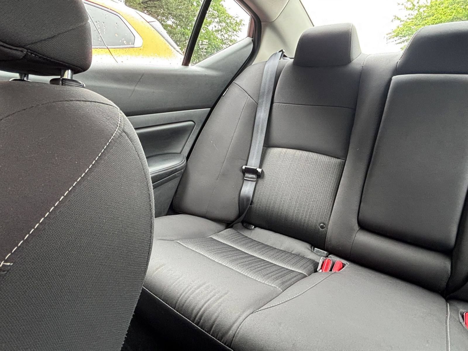 Used 2025 Nissan Altima 2.5 SV FWD image 39