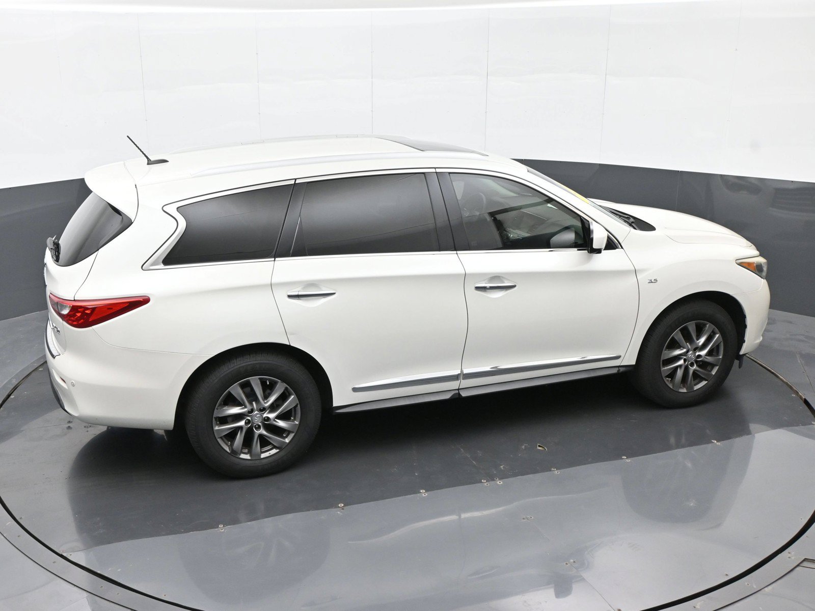 Used 2015 INFINITI QX60 FWD w/ Premium Plus Package image 33