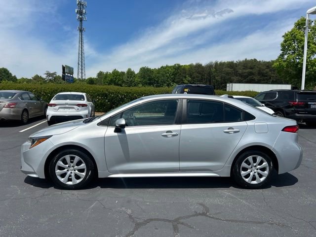 Used 2024 Toyota Corolla LE FWD image 10
