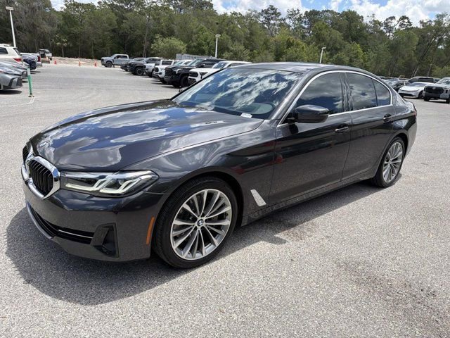 Used 2022 BMW 530i w/ M Sport Package image 5
