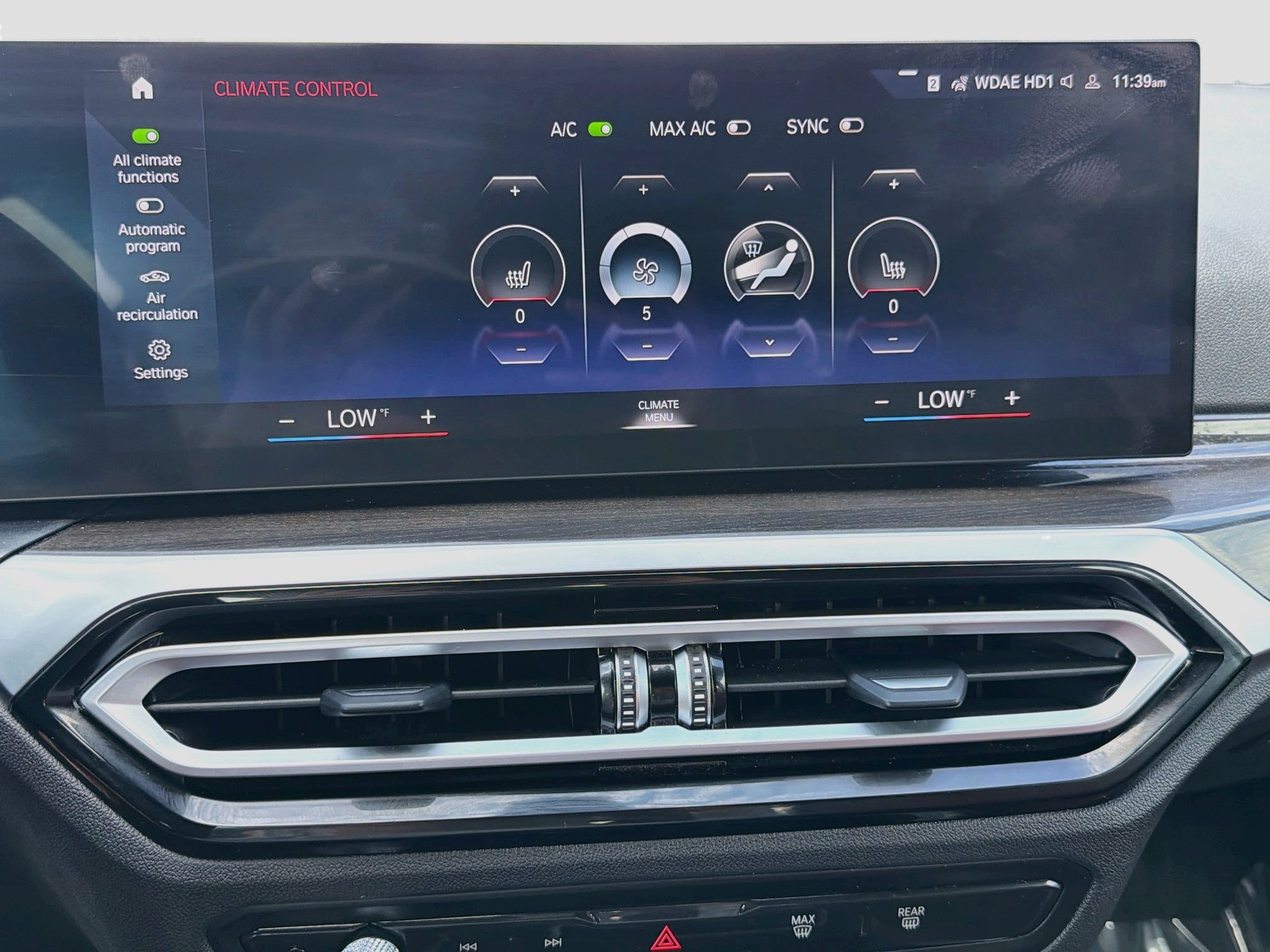 Used 2023 BMW i4 eDrive40 w/ M Sport Package RWD image 34