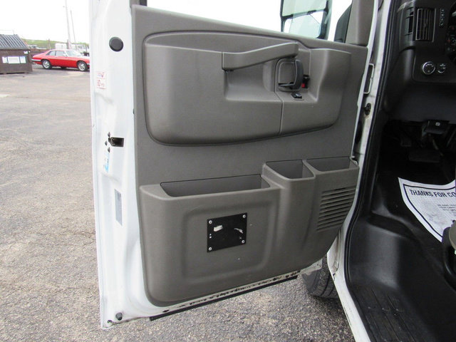 Used 2021 Chevrolet Express 3500 w/ Power Convenience Package RWD image 32