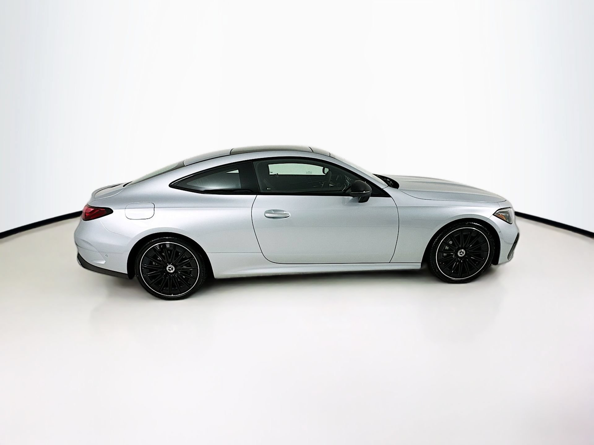 New 2026 Mercedes-Benz CLE 450 4MATIC Coupe image 9