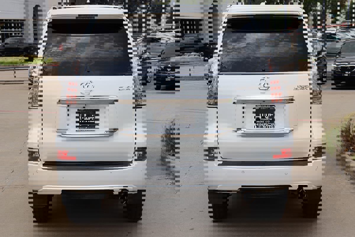 Used 2017 Lexus GX 460 Premium image 9