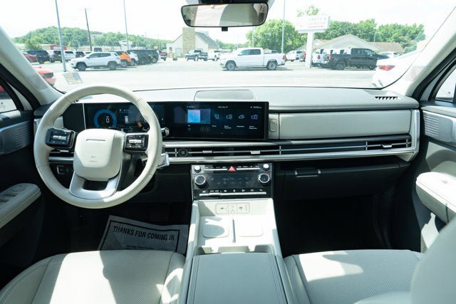 Used 2025 Hyundai Santa Fe SEL AWD/4WD image 29