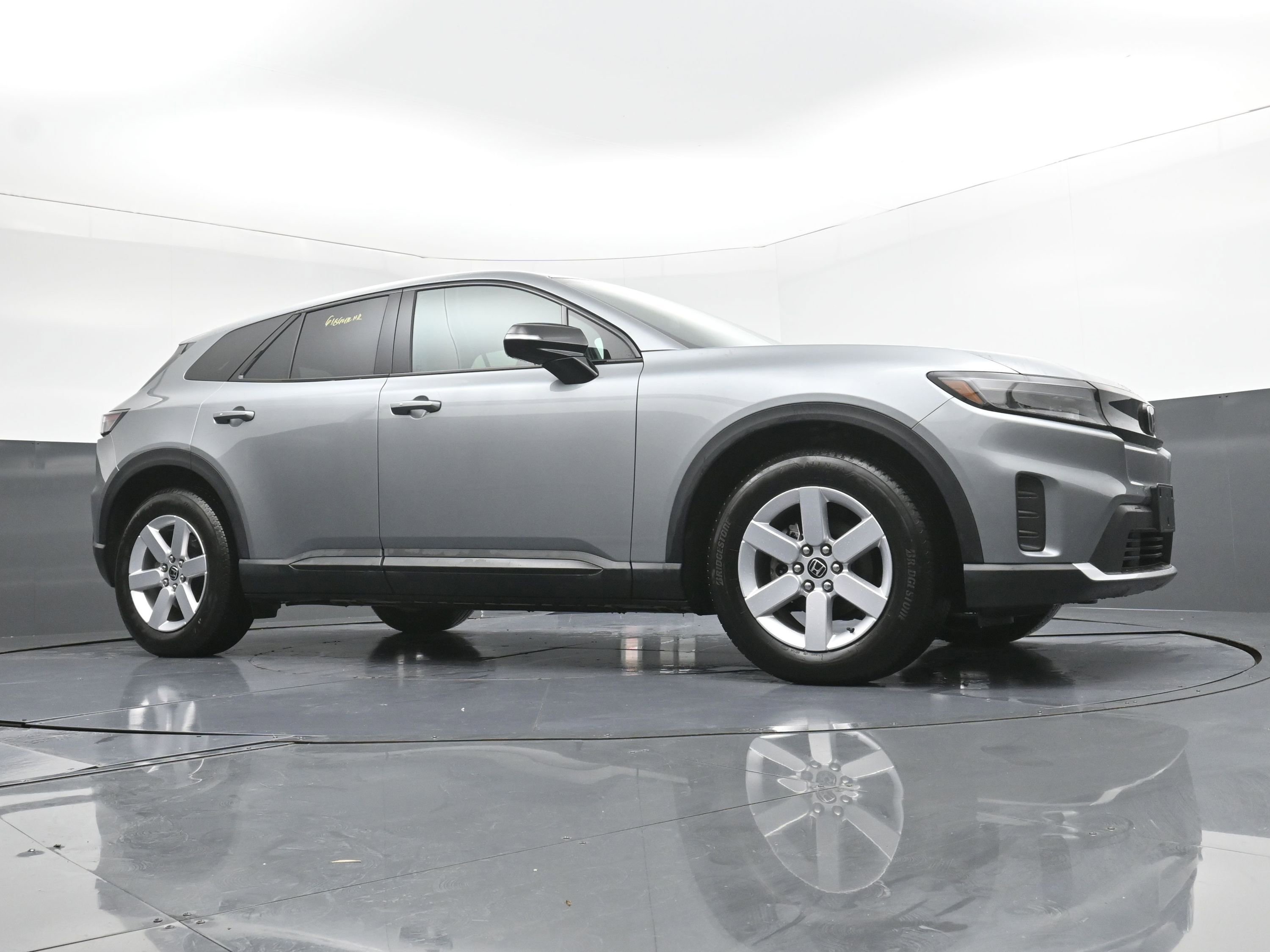 Used 2025 Honda Prologue EX image 25