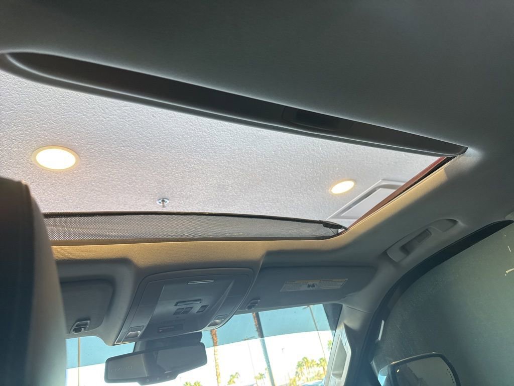 Used 2017 GMC Sierra 1500 Denali w/ Denali Ultimate Package image 18