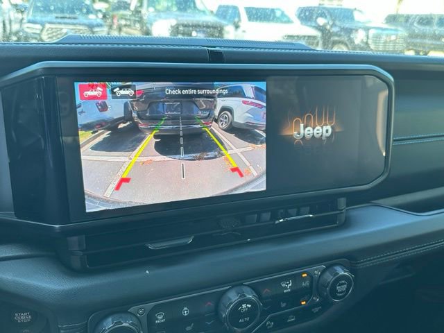 Used 2024 Jeep Wrangler High Altitude AWD/4WD image 26