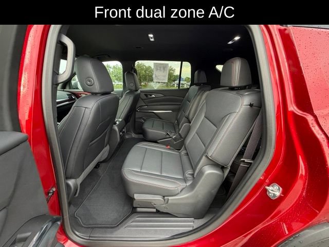 Certified 2025 Chevrolet Traverse Z71 w/ Driver Confidence Package AWD/4WD image 9