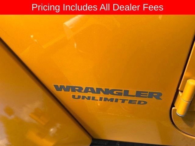 Used 2014 Jeep Wrangler Unlimited Sahara AWD/4WD image 15