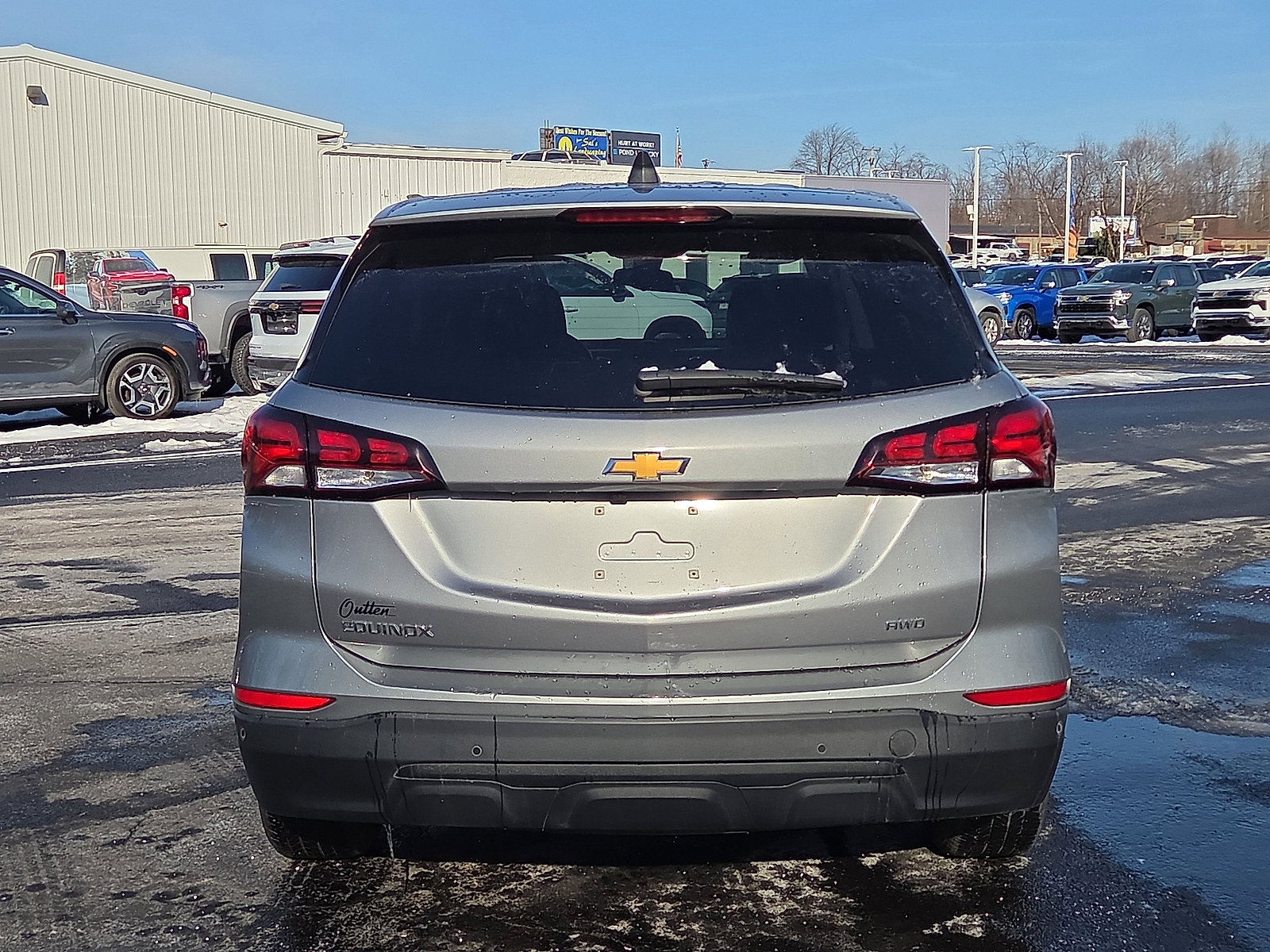 Used 2023 Chevrolet Equinox LS w/ LS Convenience Package image 4