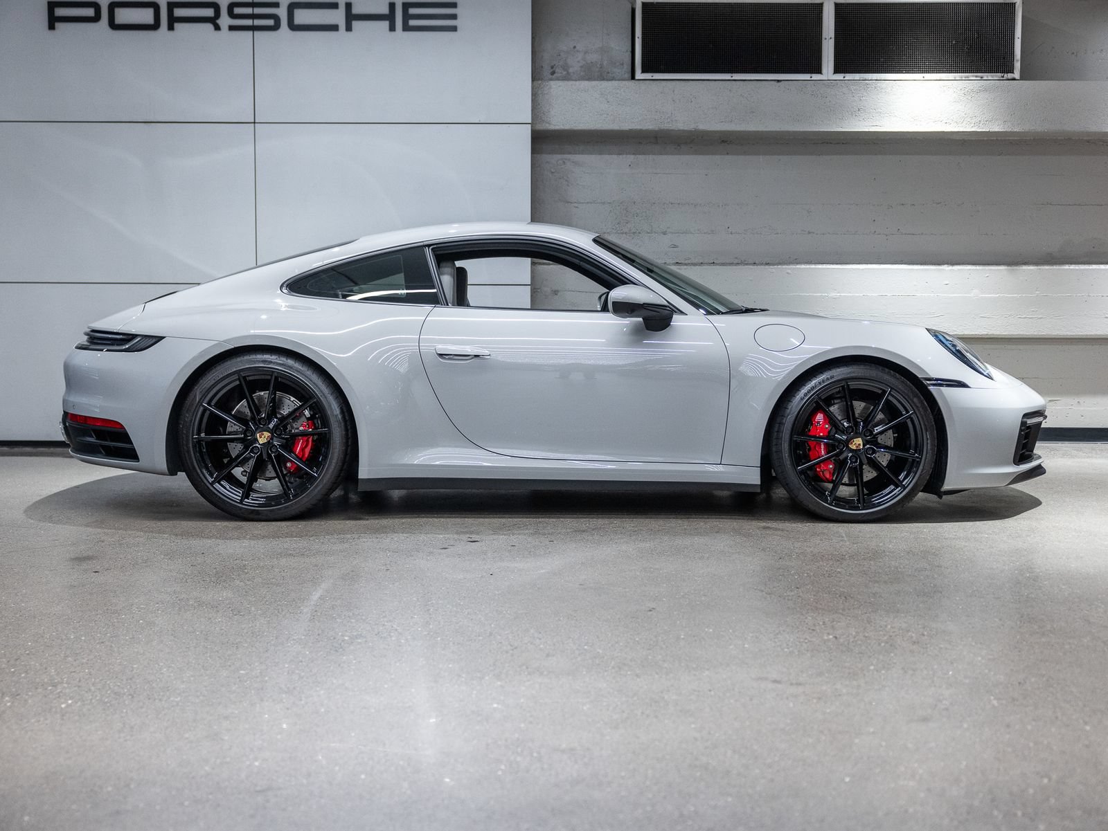 Certified 2022 Porsche 911 Carrera S RWD image 18