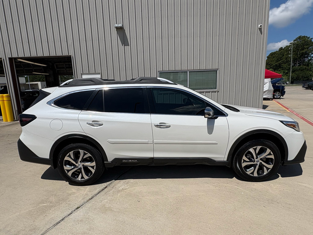 Used 2020 Subaru Outback Touring AWD/4WD image 9