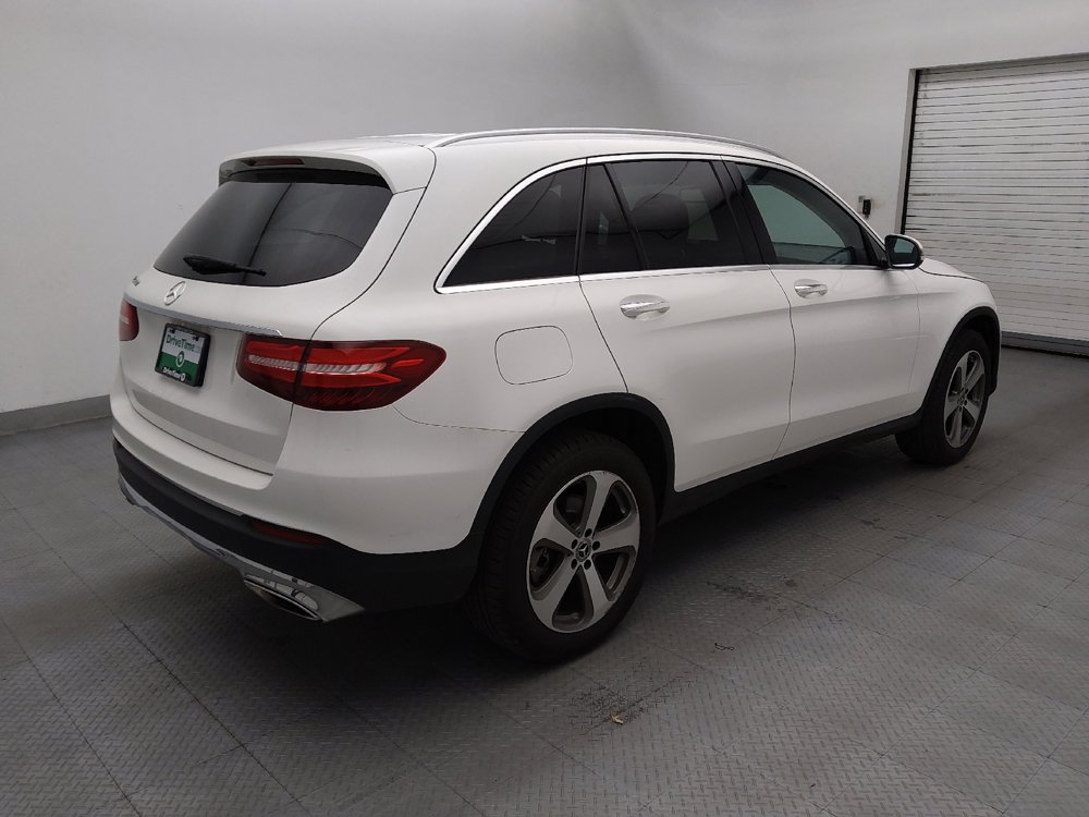 Used 2019 Mercedes-Benz GLC 300 w/ Premium Package image 9