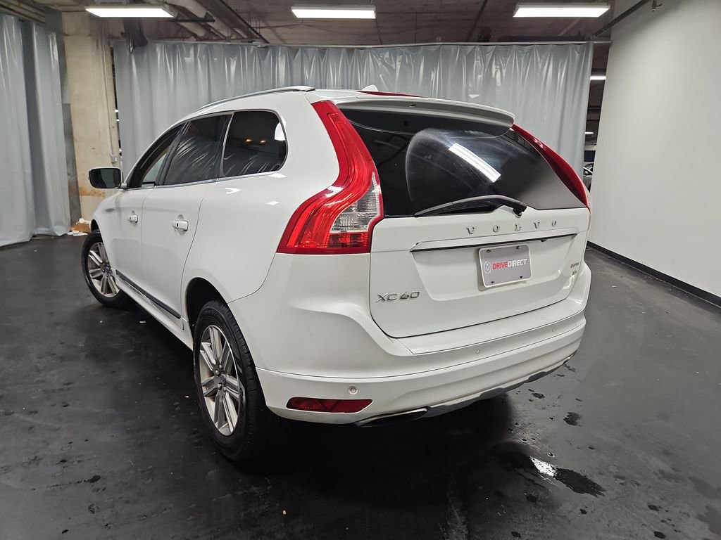 Used 2016 Volvo XC60 T6 image 7
