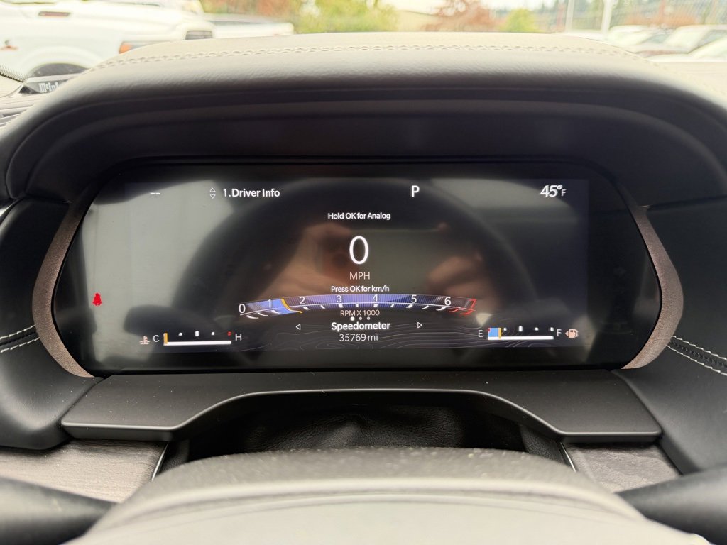 Used 2023 Jeep Grand Cherokee Overland w/ Adv Protech Group III image 21