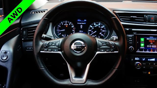 Used 2018 Nissan Rogue SV w/ Premium Package AWD/4WD image 12