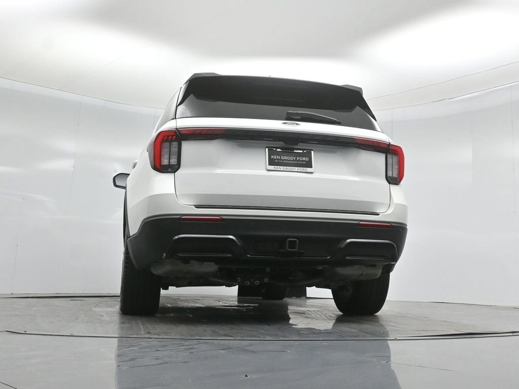 Certified 2025 Ford Explorer ST-Line w/ Premium Package image 53