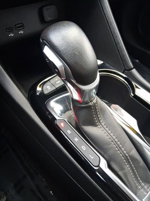 Used 2024 Buick Encore GX Sport Touring image 27