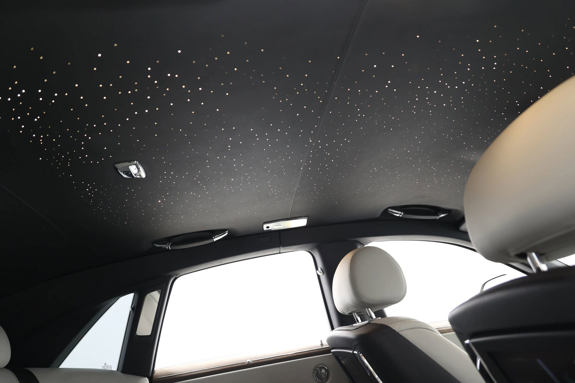 Used 2019 Rolls-Royce Ghost image 4