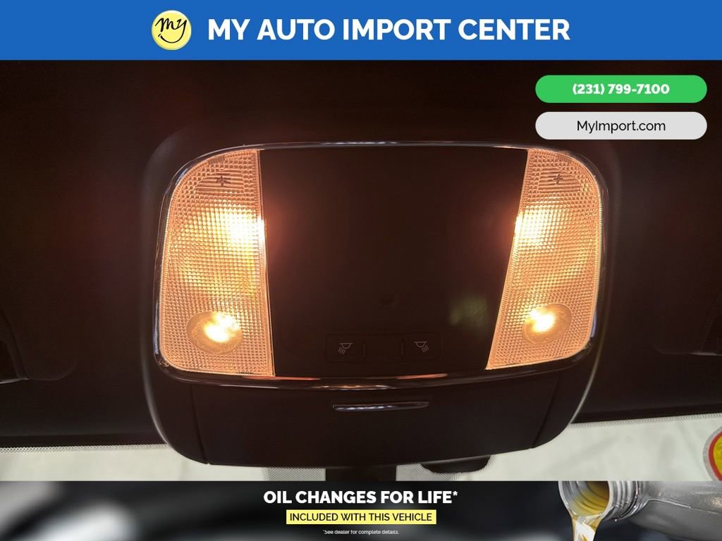 Used 2021 Jeep Grand Cherokee Laredo image 24