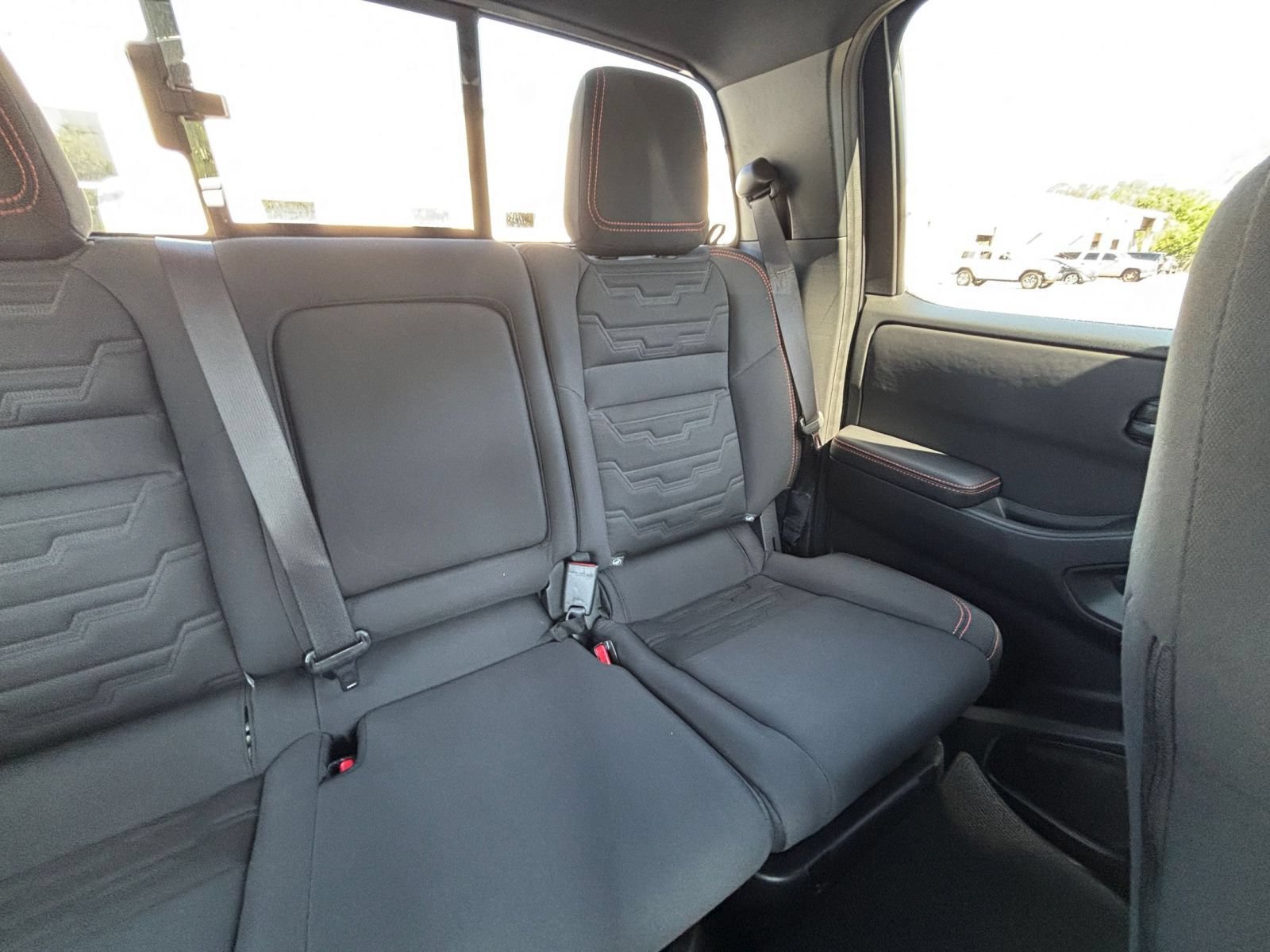 Used 2026 Nissan Frontier PRO-4X AWD/4WD image 37