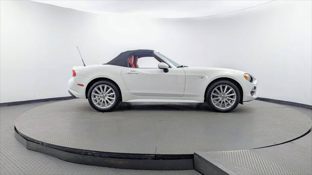 Used 2018 FIAT 124 Spider Lusso RWD image 29