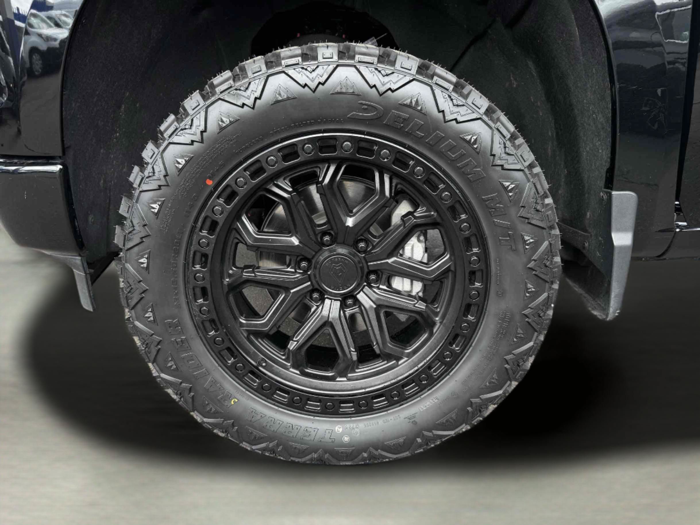 Used 2026 Chevrolet Silverado 1500 RST RWD image 21