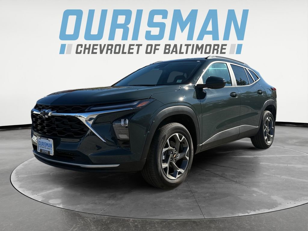 New 2025 Chevrolet Trax LT w/ Driver Confidence Package image 2