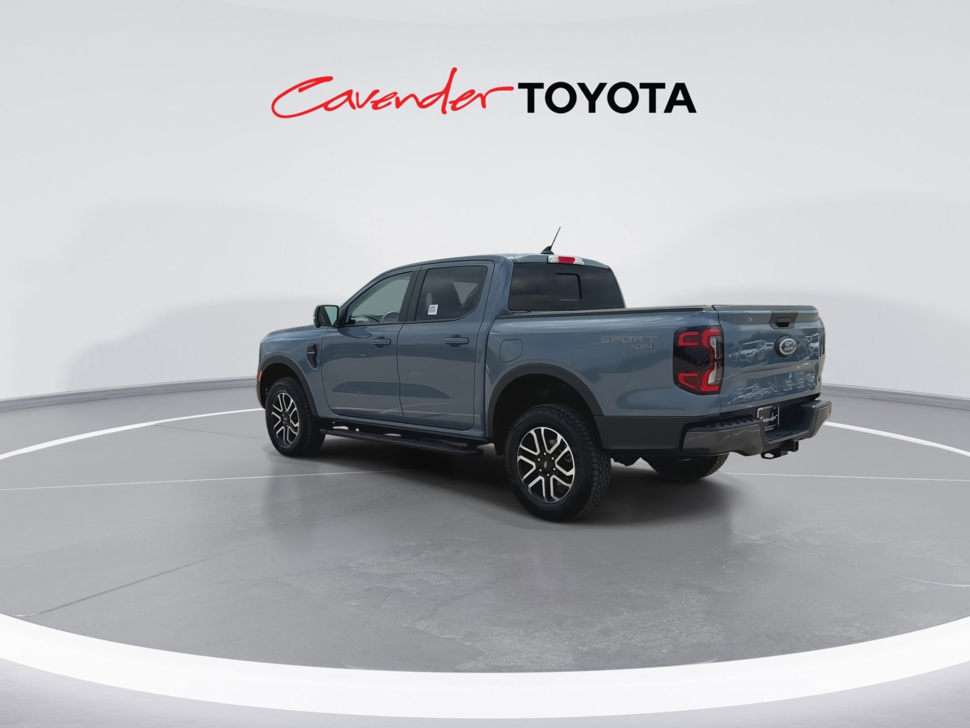 Used 2025 Ford Ranger Lariat w/ Trailer Tow Package AWD/4WD image 6