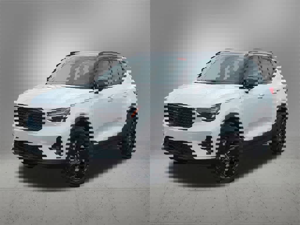 New 2026 Volvo XC40 B5 Ultra w/ Protection Package Premier