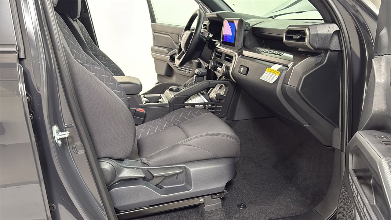 New 2026 Toyota Tacoma SR5 image 18