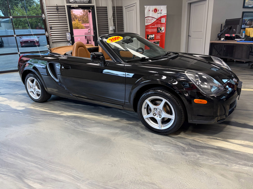 Used 2001 Toyota MR2 RWD image 20